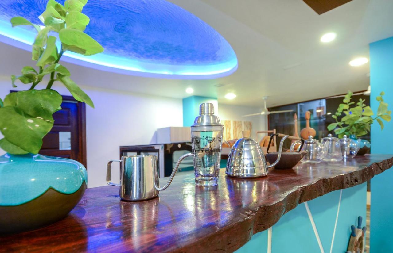 Aquzz Hotel & Spa - Maldives Maafushi Zewnętrze zdjęcie